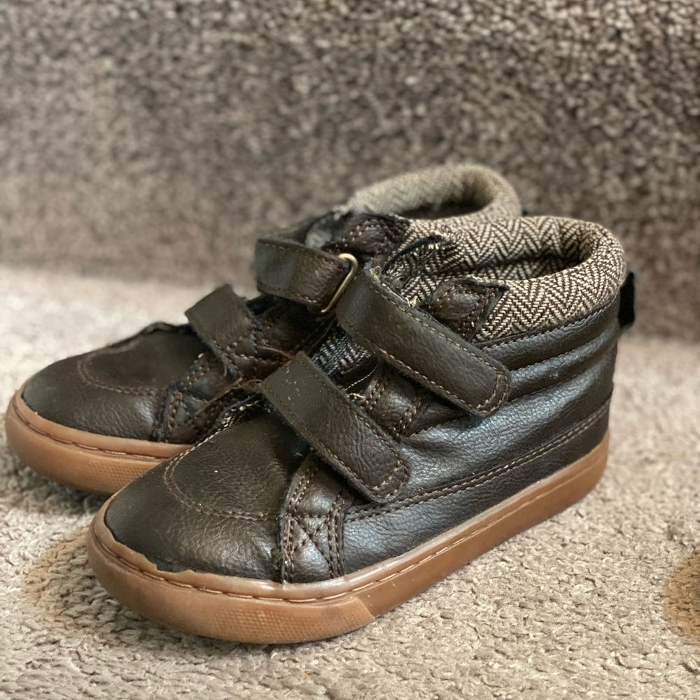Size 9 Child Shoe